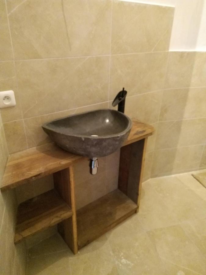La Taniere Bed and Breakfast Champs-Sur-Tarentaine-Marchal Εξωτερικό φωτογραφία
